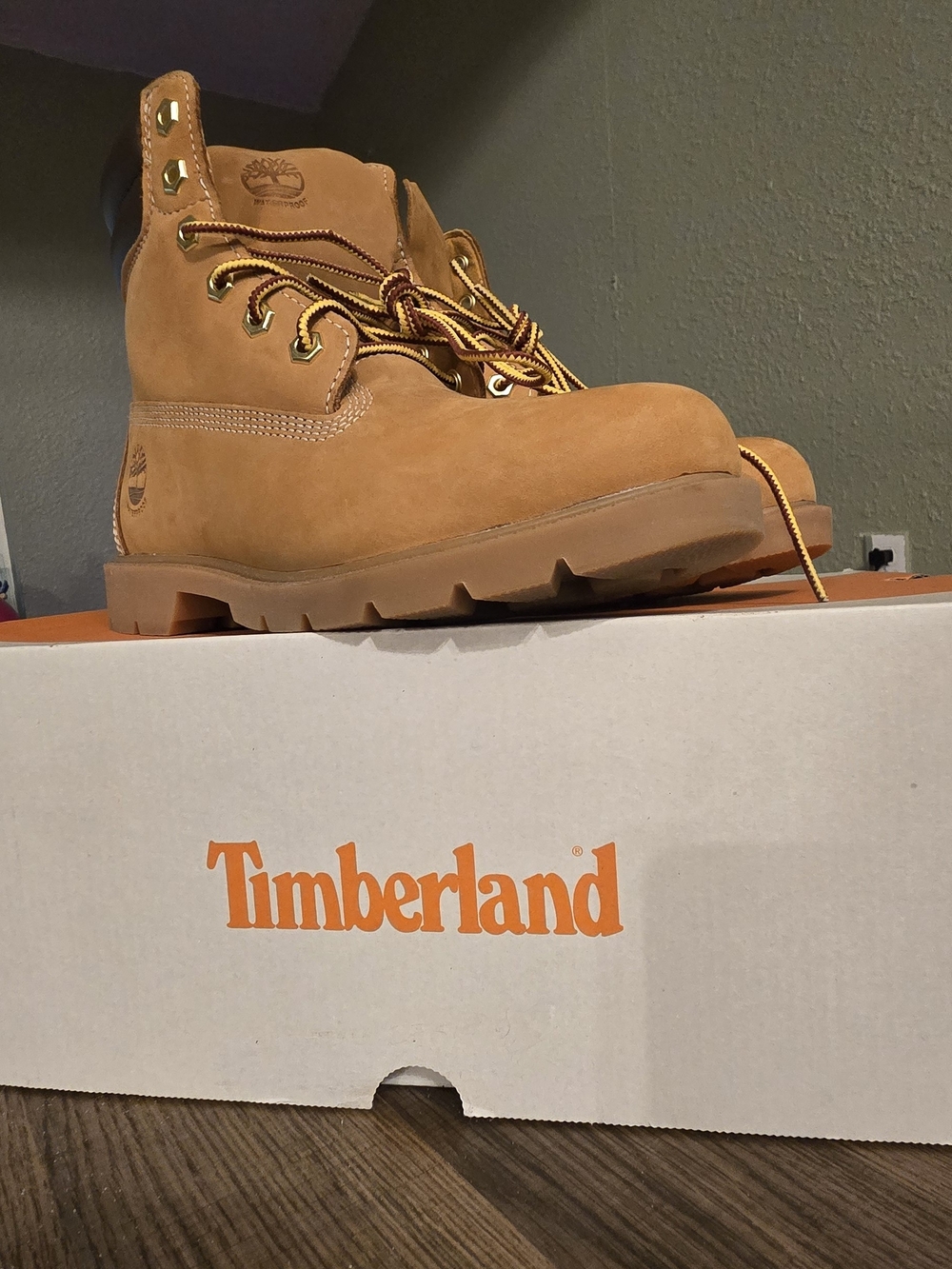 Timberland Classic 6-Inch Waterproof Boot